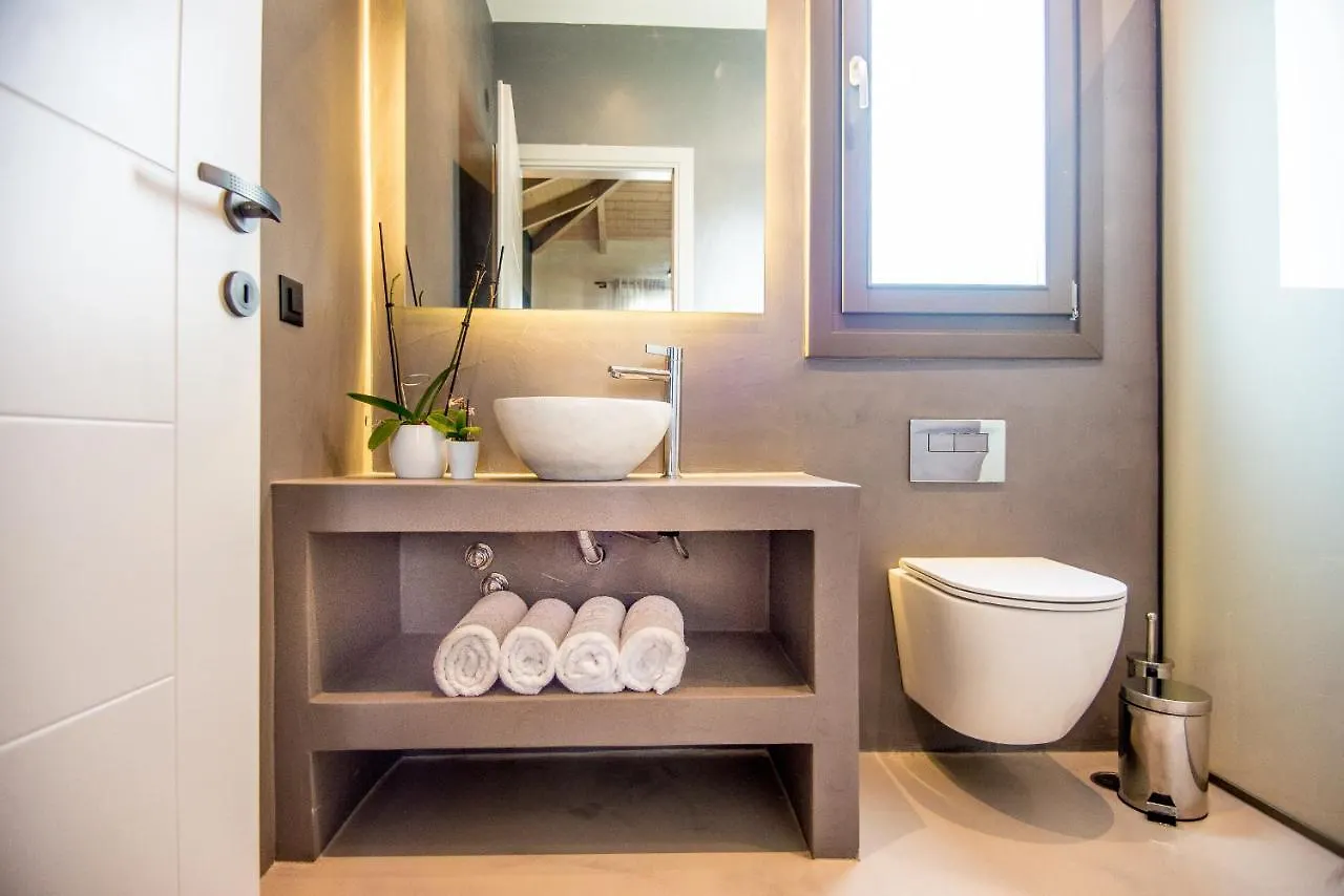 Luxury Villa Chrisi Svoronata