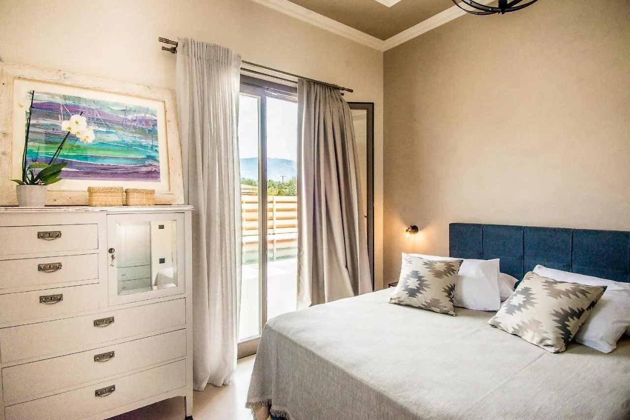 Luxury Villa Chrisi Svoronata 0*,