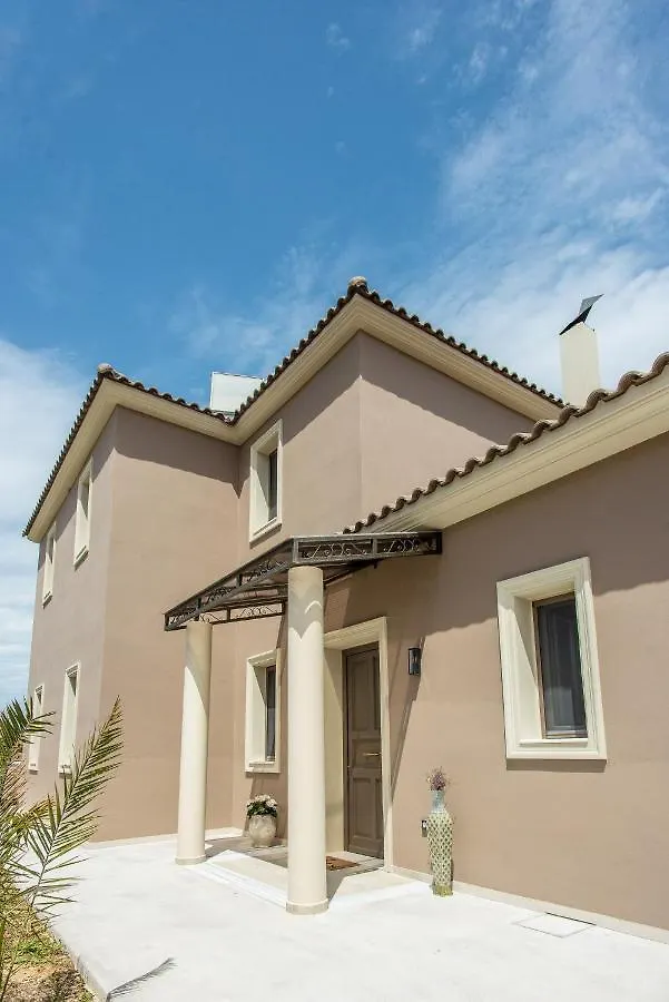 Luxury Villa Chrisi Svoronata