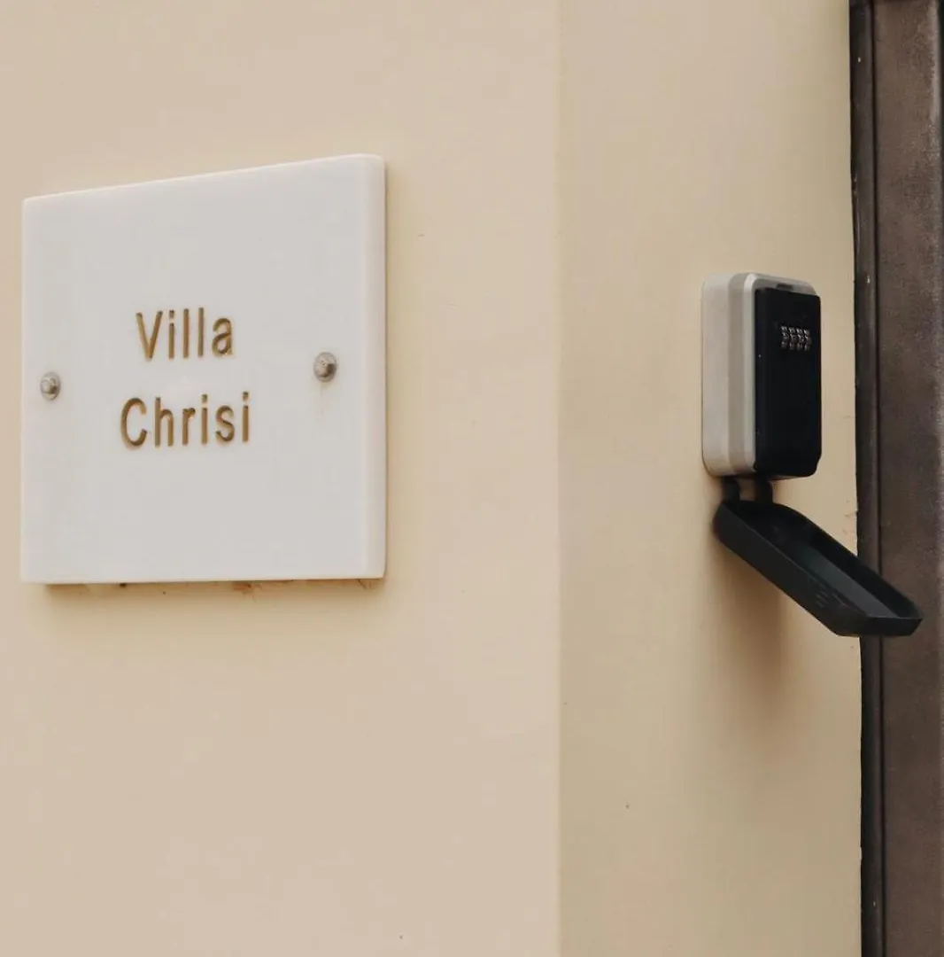 Luxury Villa Chrisi Svoronata